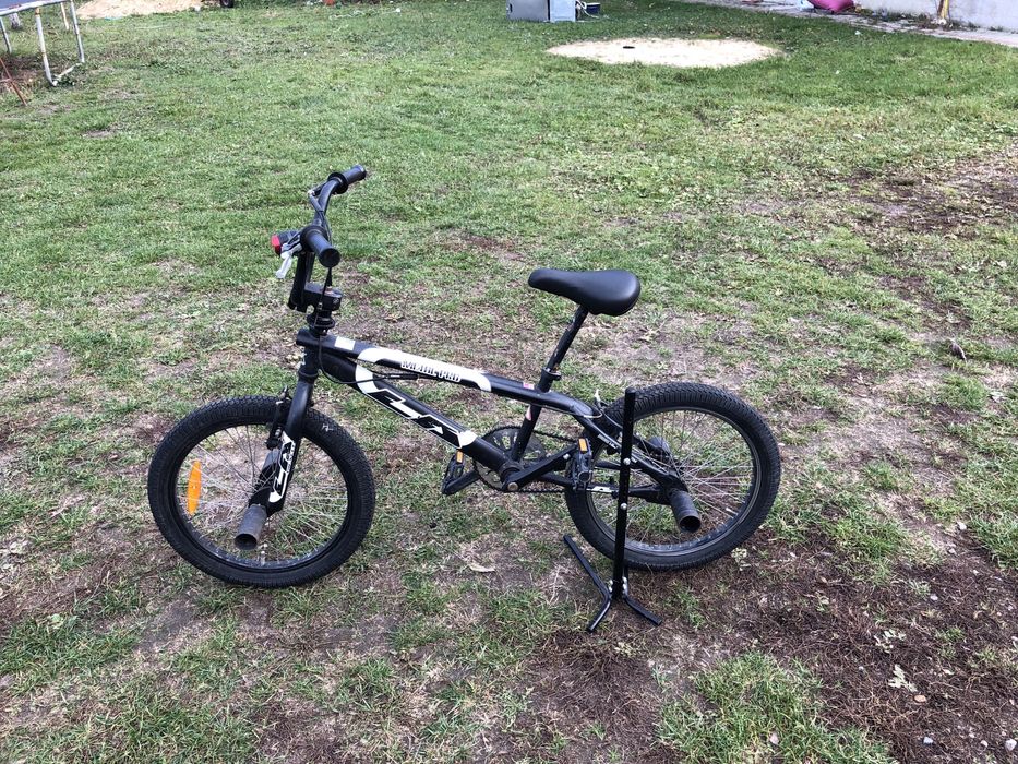 Spredam bmx z pegami