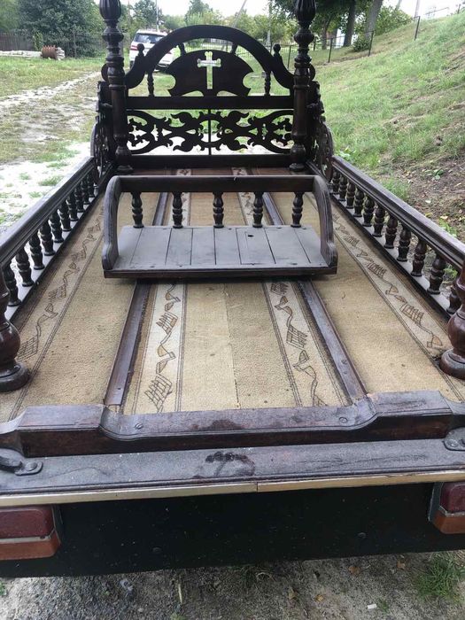 Катафалк похоронний