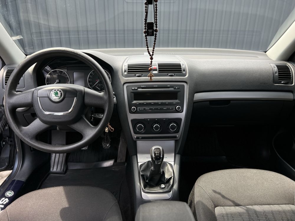Skoda octavia (a5) 10.2011 року MPI 1.6  газ/бензин