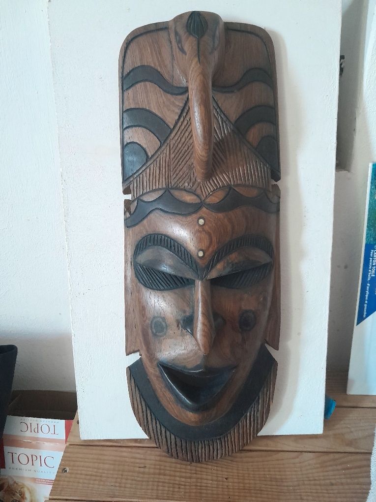 Lote peças africanas em madeira