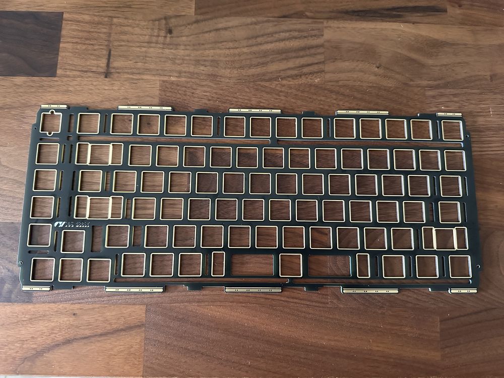 Teclado Mecanico Glorious GMMK PRO 75% ANSI - com upgrades/acessorios
