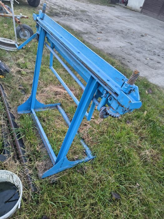 Zaginarka, Giętarka ręczna do blachy