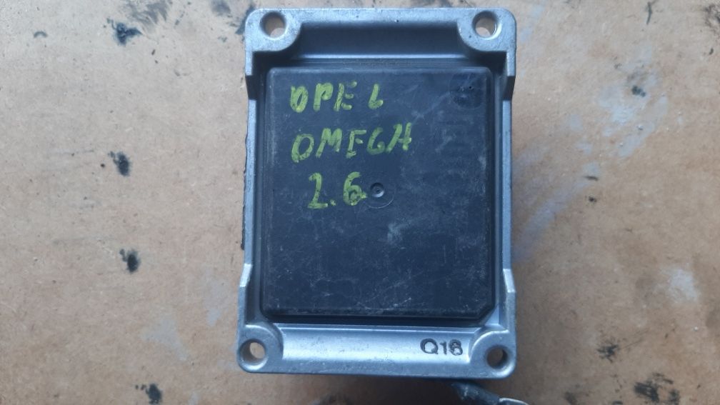 Komputer sterownik silnika 2.6 v6 Opel Omega