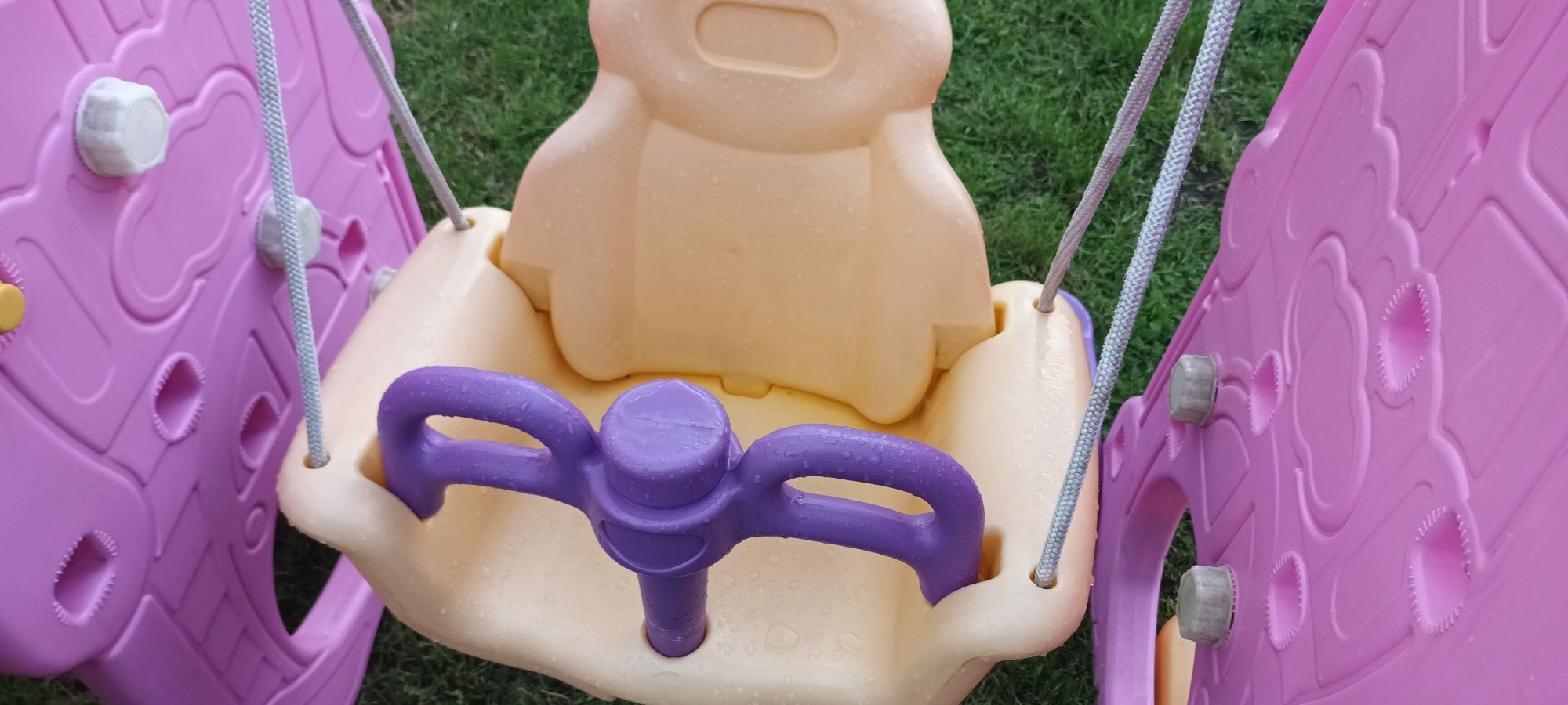 Mini plac zabaw dla małych dzieci do ogrodu