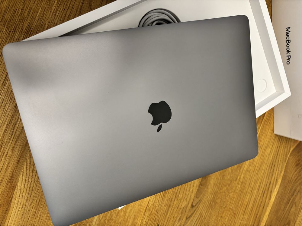 MacBook Pro 13 cali