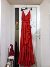 Червона вечірня / випускна сукня