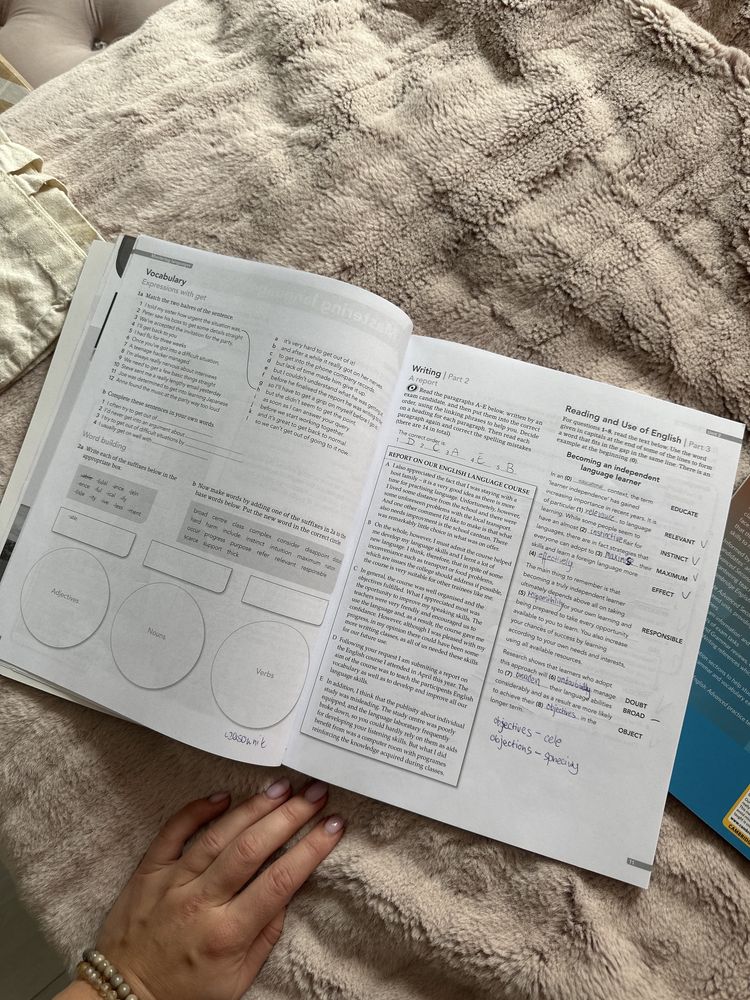 Cambridge Engish Complete Advanced C1 student book + workbook
