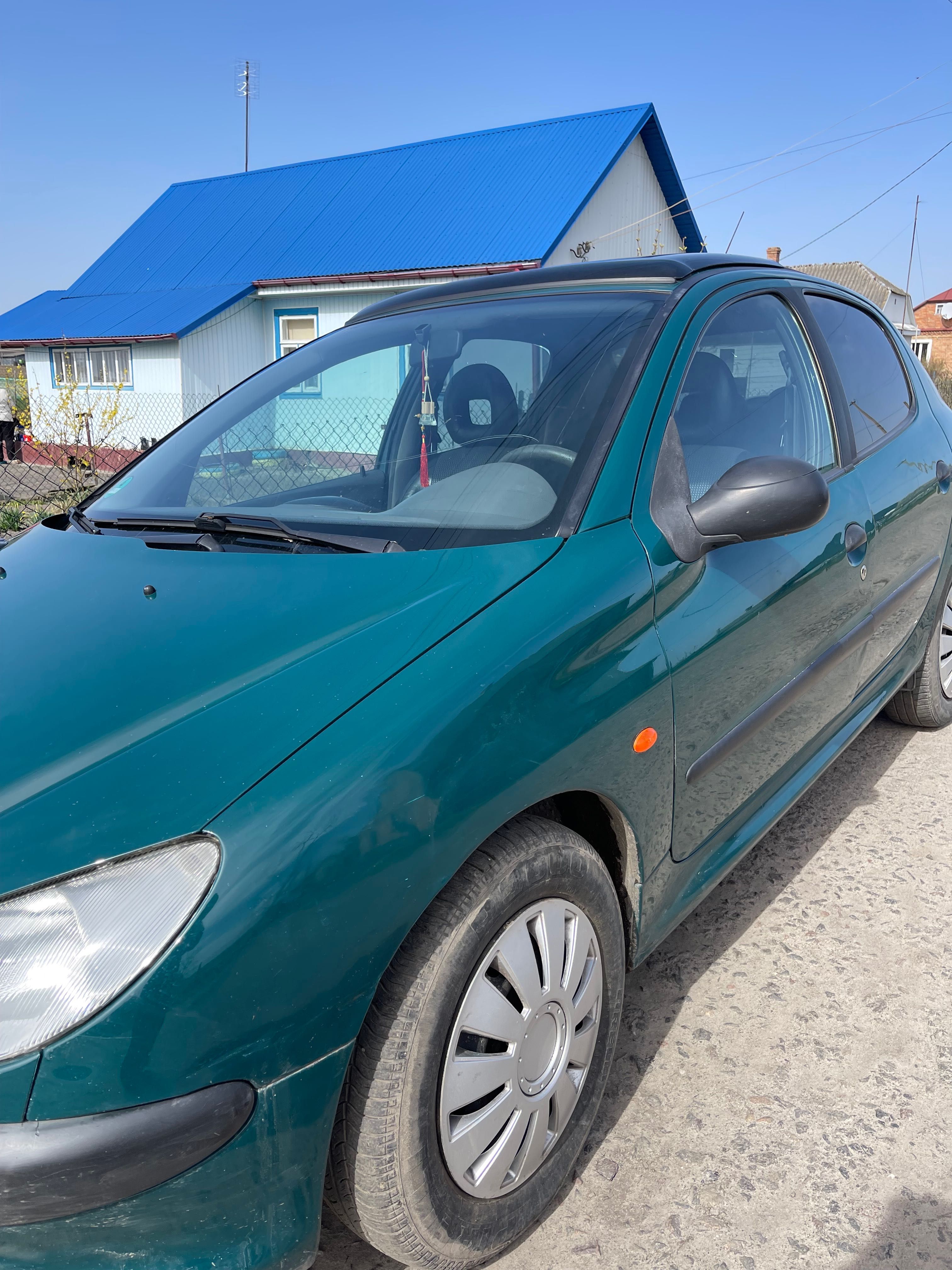 Peugeot 206 1999p