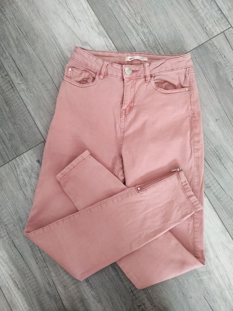 Różowe spodnie sinsay