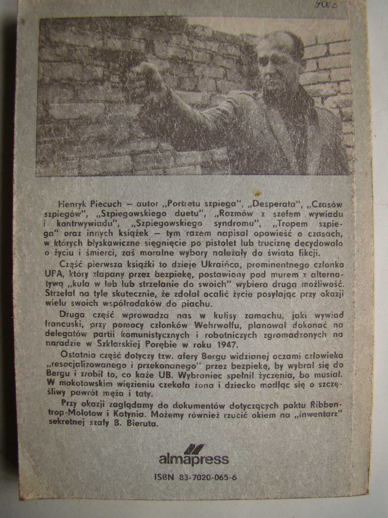 W smudze śmierci - Henryk Piecuch