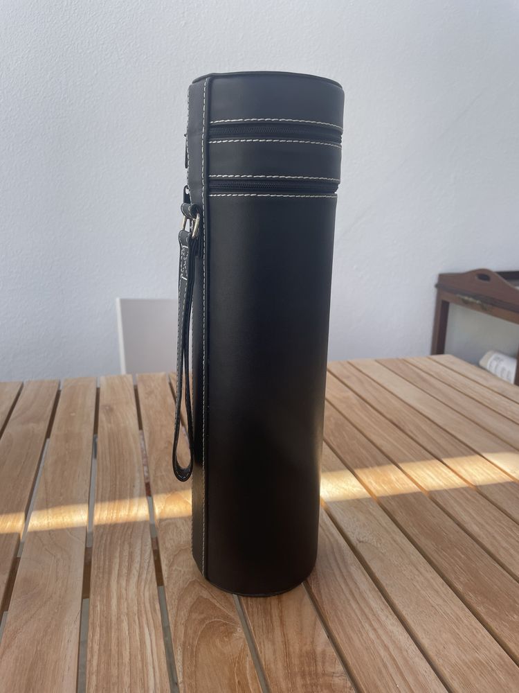 Transportadora de vinho em couro