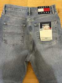 Продам джинсы женские Tommy Jeans прямые р. 29/32.