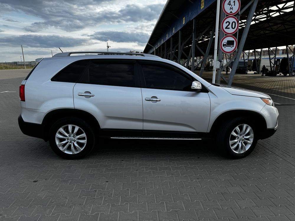 Продажа в Одессе Kia Sorento 2.2 4WD Diesel 7 мест из Южной Кореи