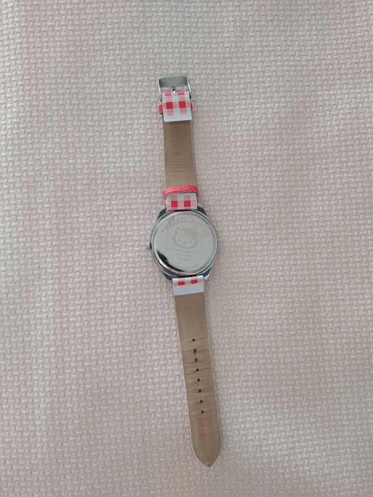 Relógio Hello Kitty tamanho grande