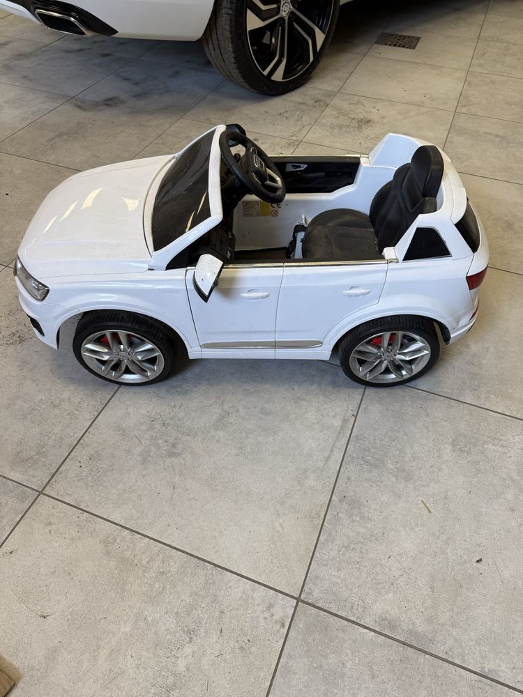 Samochodzik auto  na akumulator dla dzieci audi