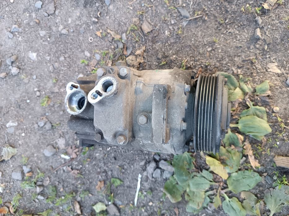 Sprężarka klimatyzacji golf v altea Touran passat b6 a3 8p 1.9tdi leon