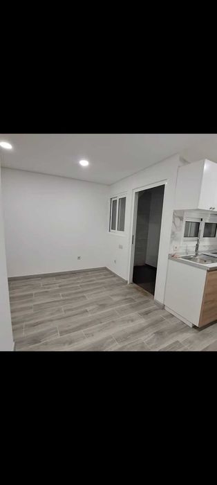 Vendo moradia T2
