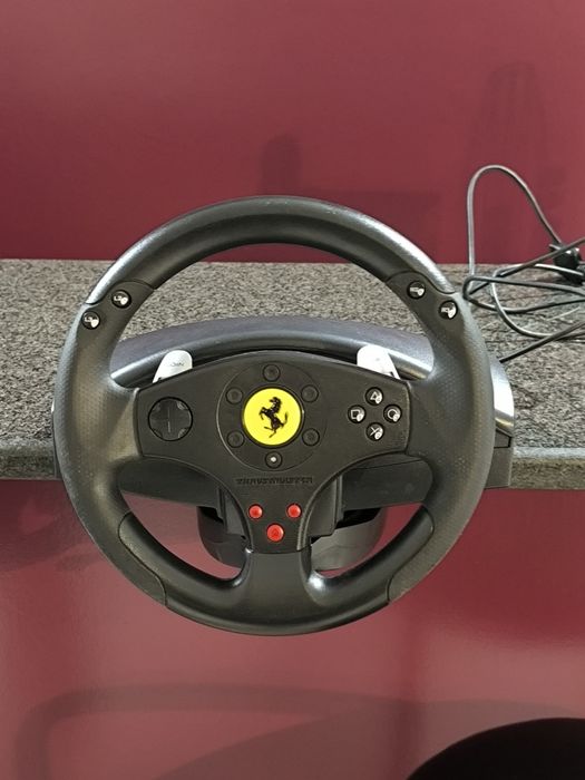 Volante Trustmaster