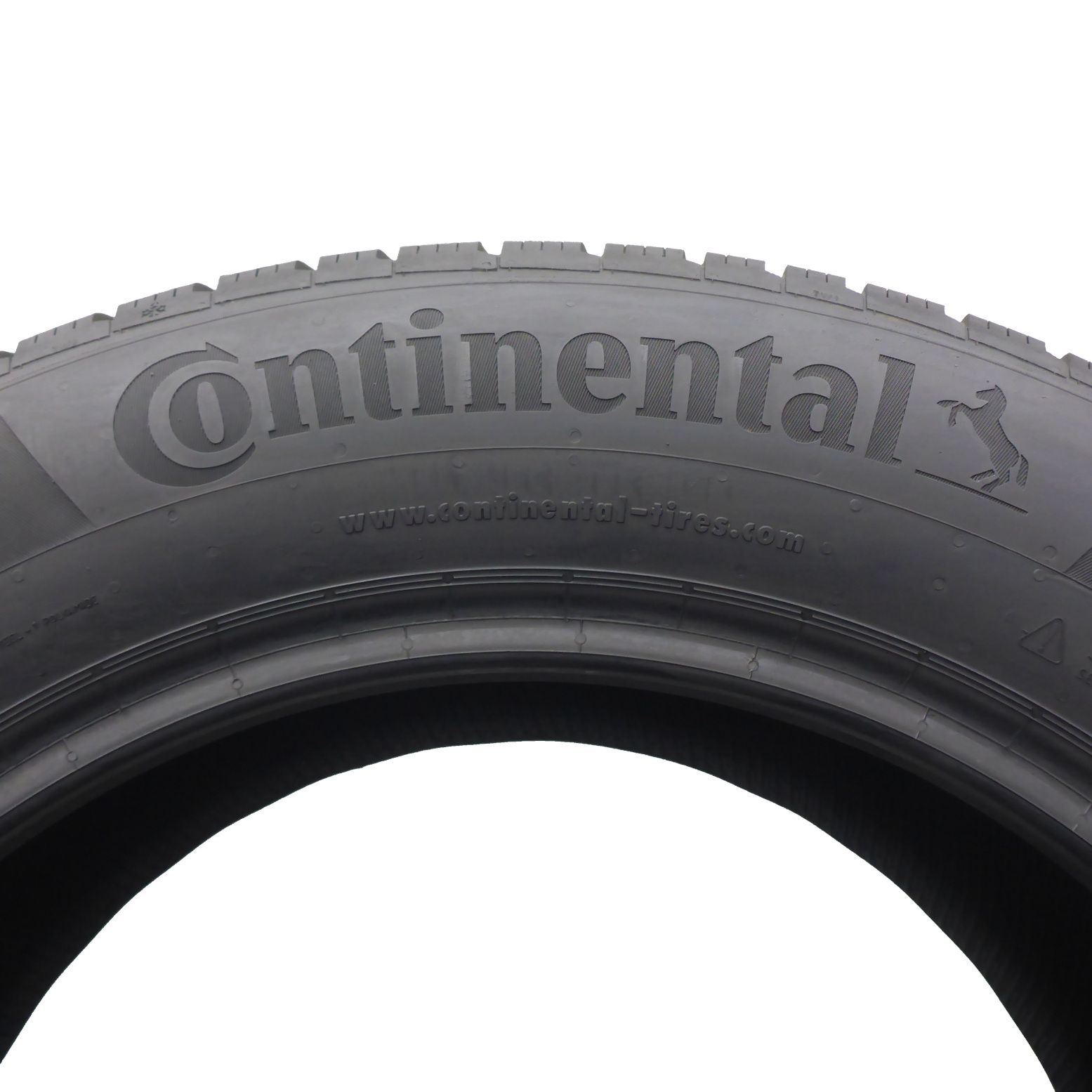 Opony 255/55/18 Continental 255/55R18 105T TS850P Zimowe 2022 7-7,5mm