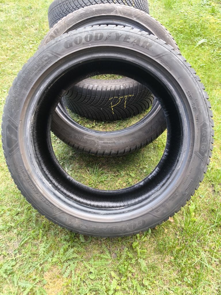 Opony Całoroczne Godyear Vector 4seasons Gen.3 225/45r17 21r 4 szt