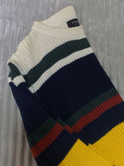 Camisola da marca Lefties - Tamanho S