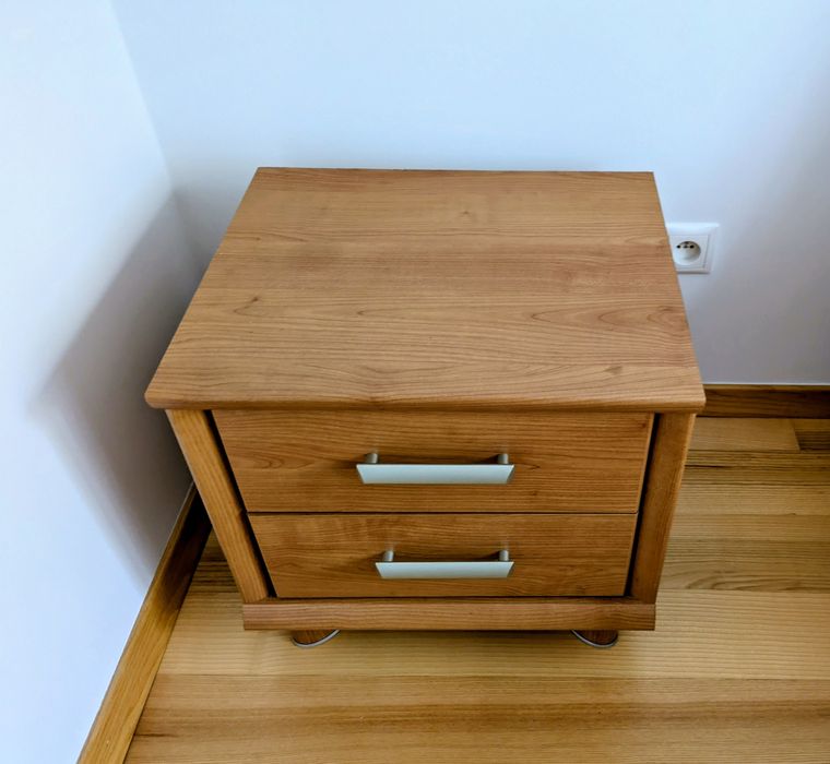 Szafka nocna komódka szafeczka z szufladami