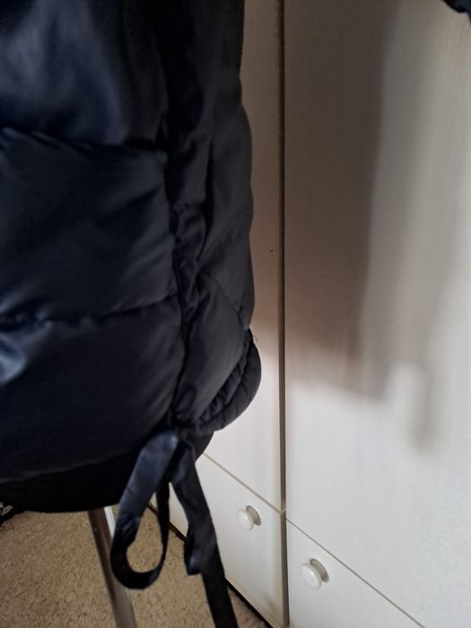 Куртка жіноча...