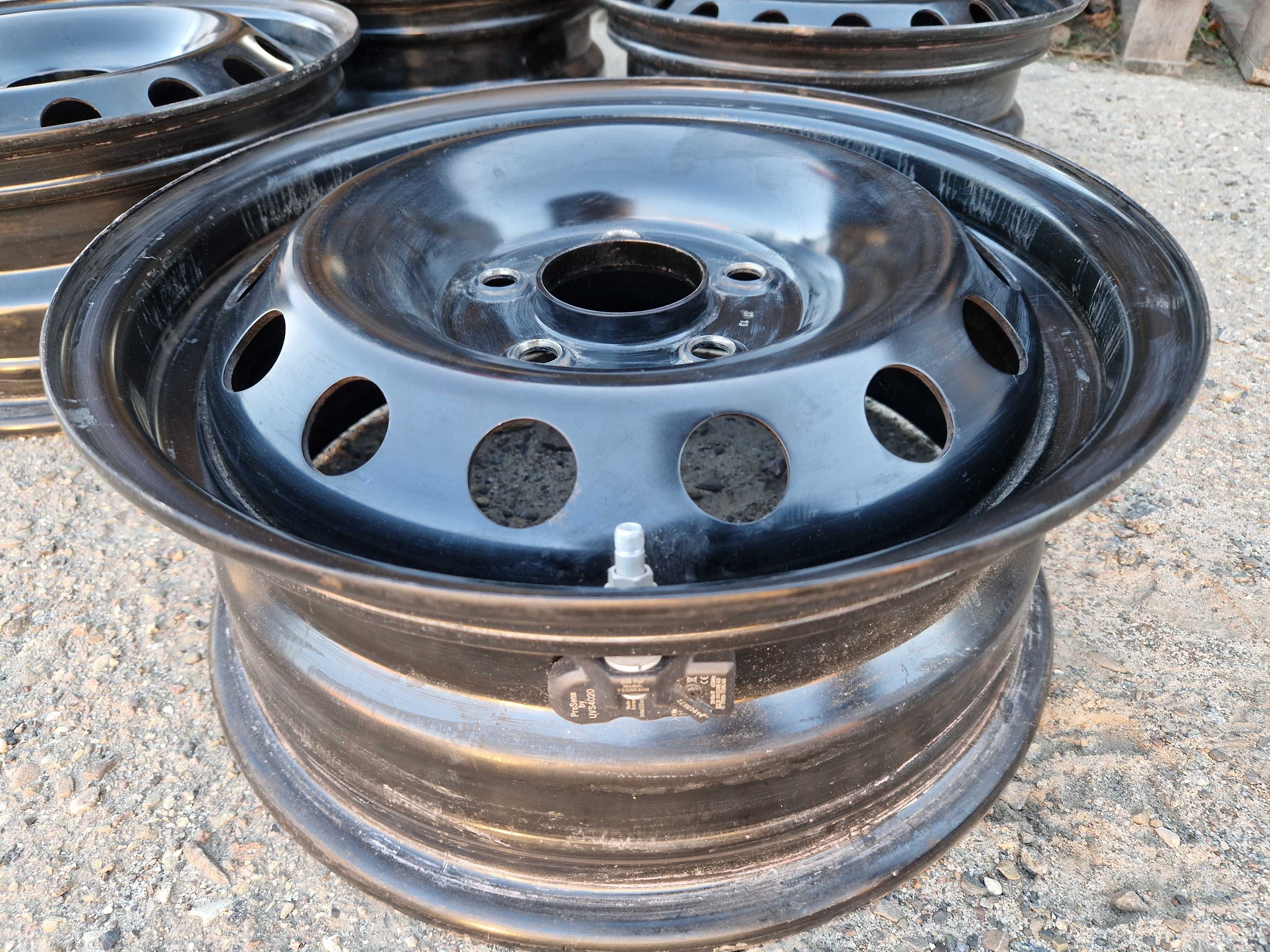 Стальные диски/Металеві диски R15 5x114.3 Hyundai/Kia/Mazda/Mitsubishi