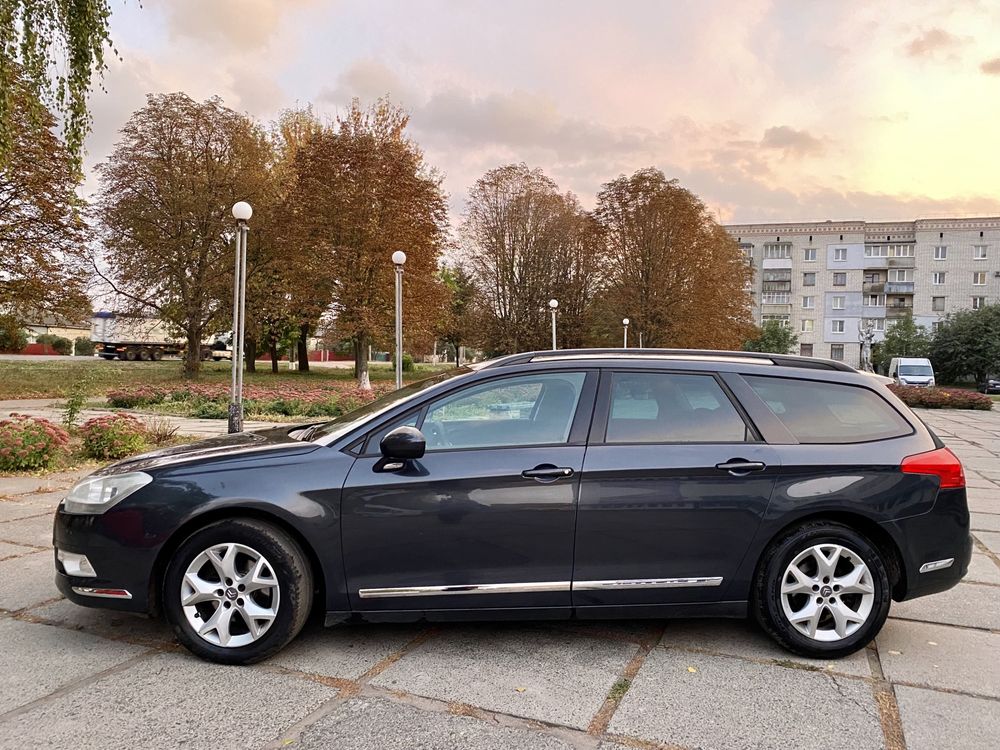 Продам Citroen C5 2011