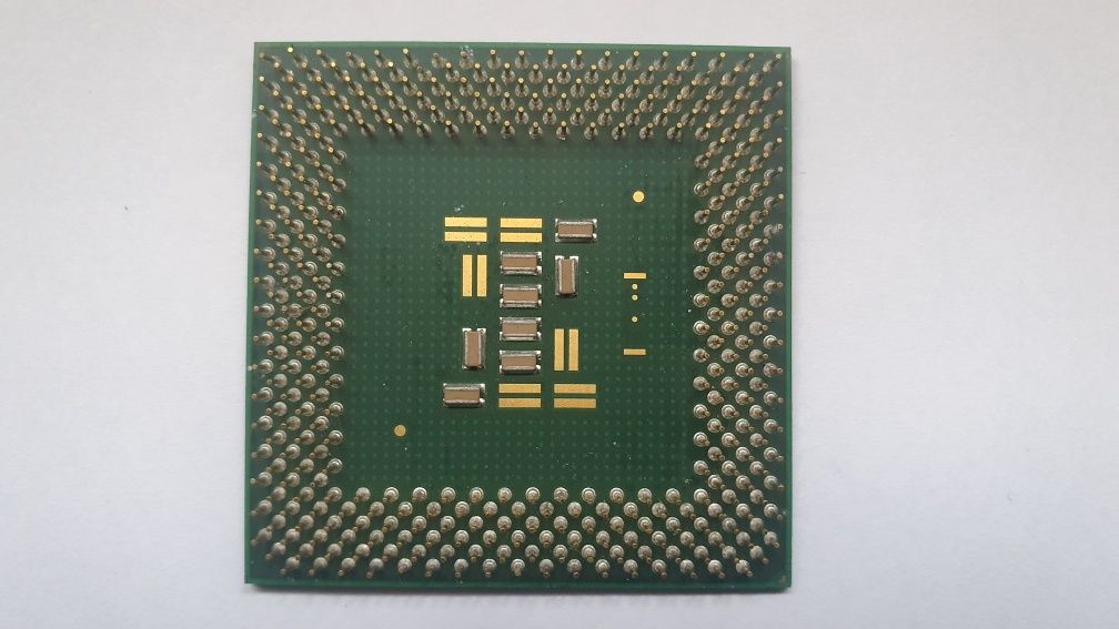 Intel Pentium III 933MHz/256/133/1.7V PGA370 Retro