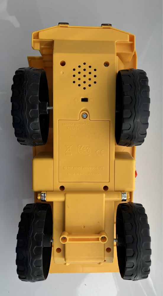 CATERPILLAR (электрогрузовик)
