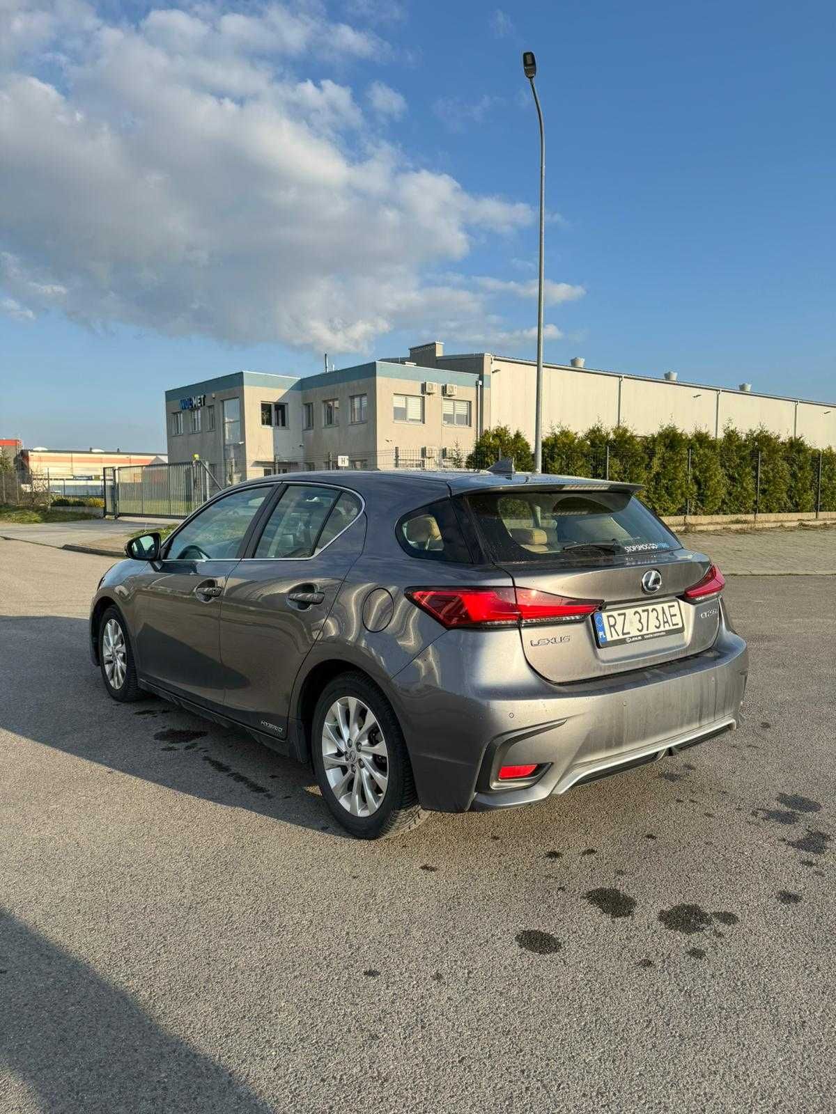 Do przejęcia leasing LEXUS CT200h ELEGANCJE- 2020 rok - hybryda!