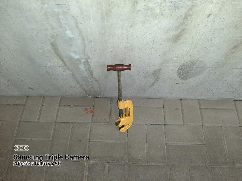Obcinak do rur stalowych