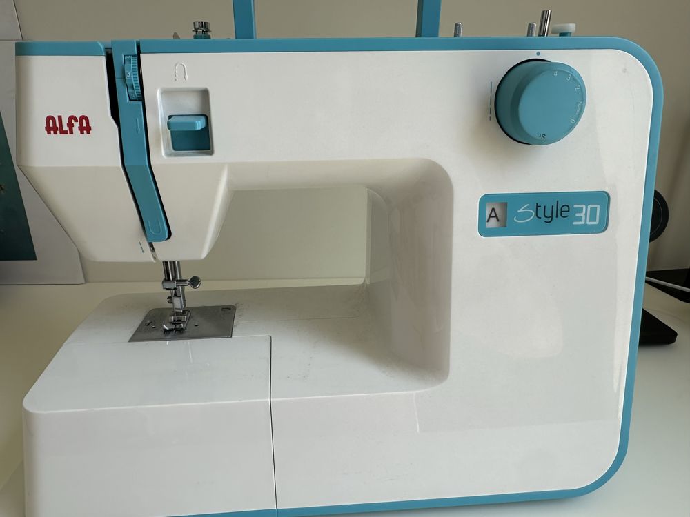 Máquina de costura alfa style 30