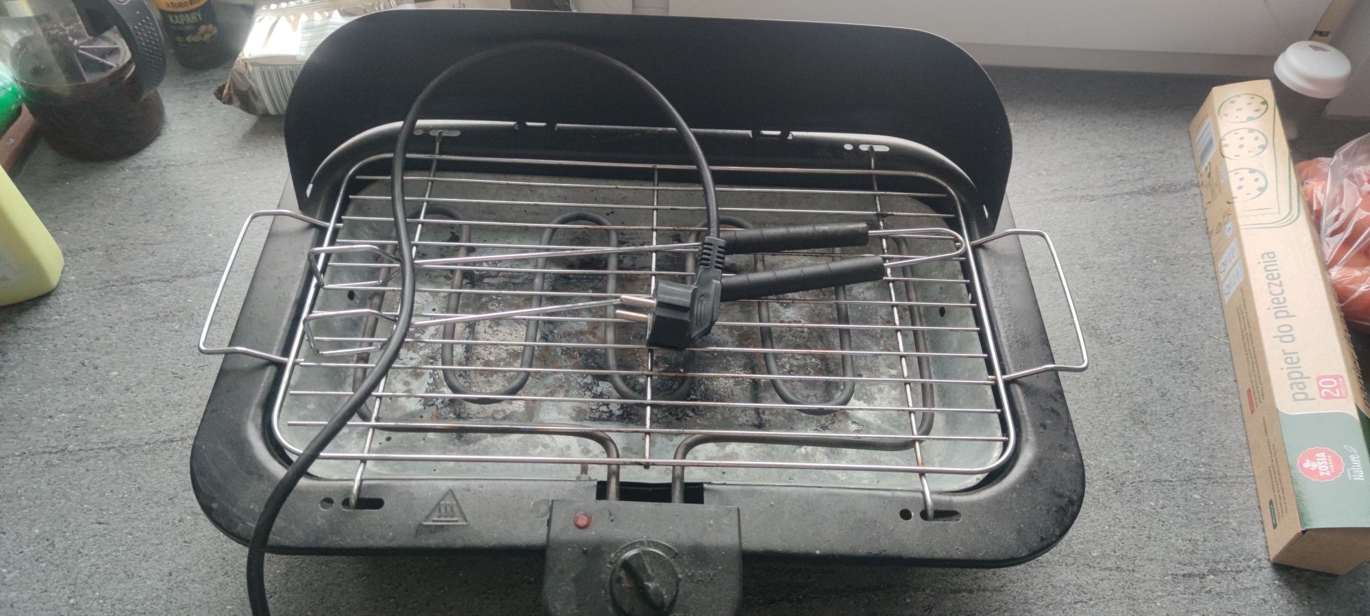 Sprzedam grill elektryczny 2000w