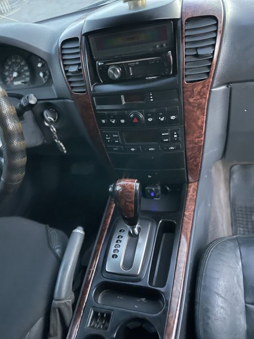 КІА соренто на повному бойовому ходу