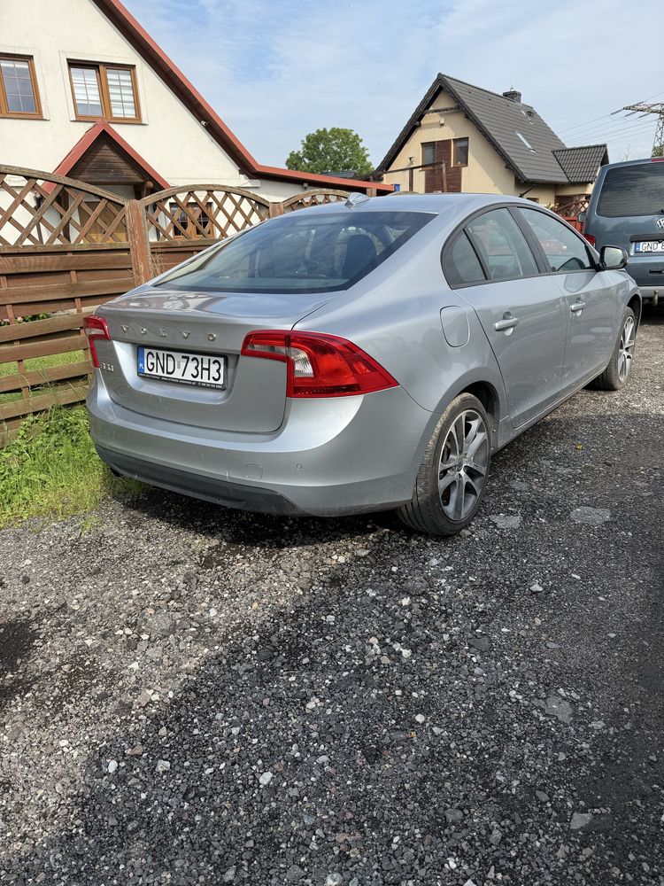 Volvo s60 1.6 hdi 115 km 2011r uszkodzony silnik