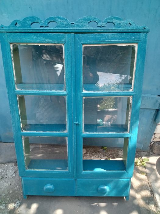 Продам навесной шкаф ручной р -ти.Не Висилаю 1м"70