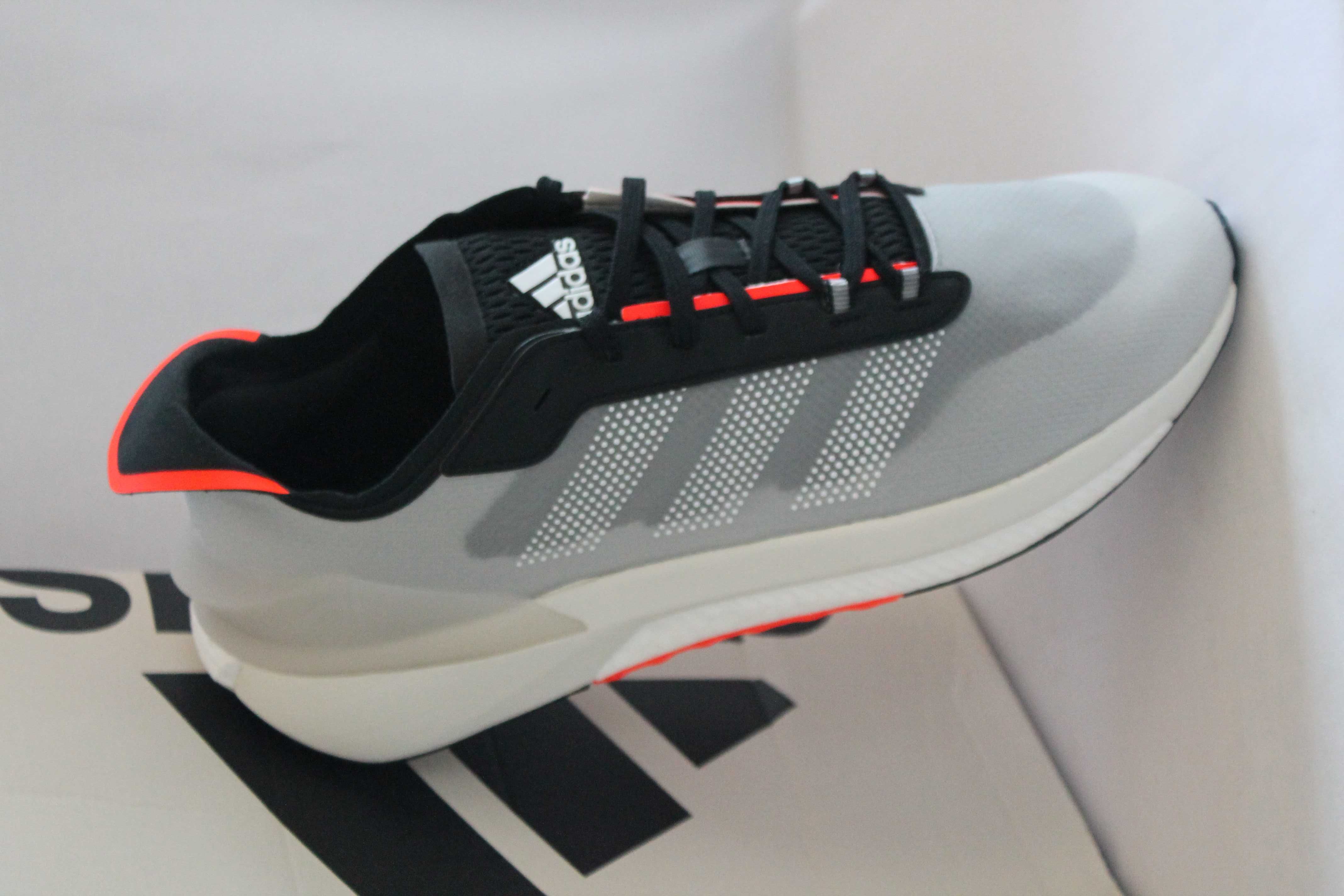 Кросівки ADIDAS Running Avryn-USA-12--EUR-46--устілька-29,6 см