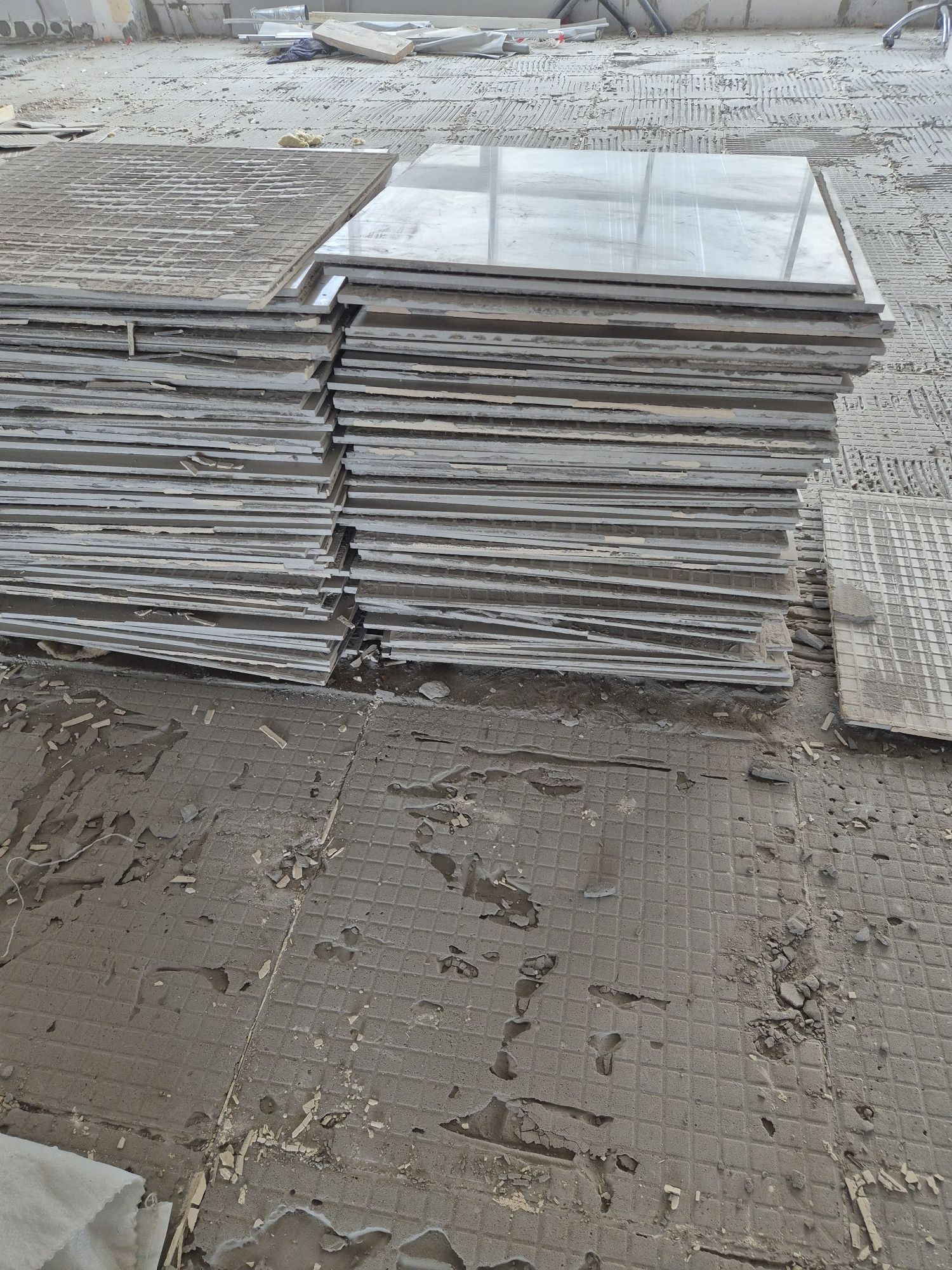 Продам плитку бу керамогранит 60×60