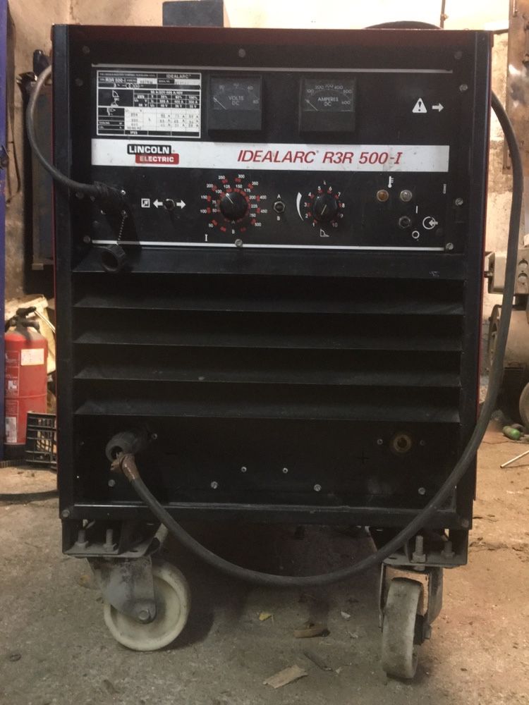 Spawarka Lincoln Electric IDEALARC R3R 500-I