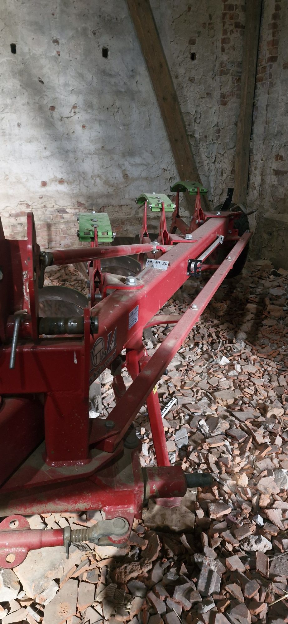 Pług Koja/ kopia Kvenerland  5 skibowy 4+1 resor
