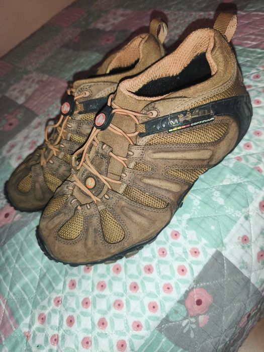 Merrell chameleon 44