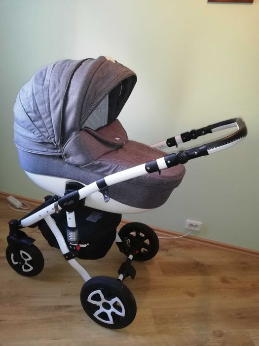 Wózek dziecięcy Adamex  Baretta po 1 dziecku jak nowy