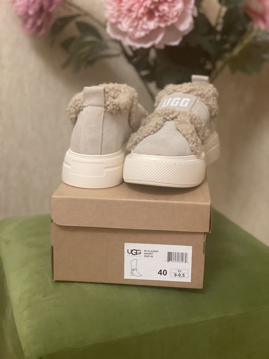 Зимние кеды , натуральный замш новые