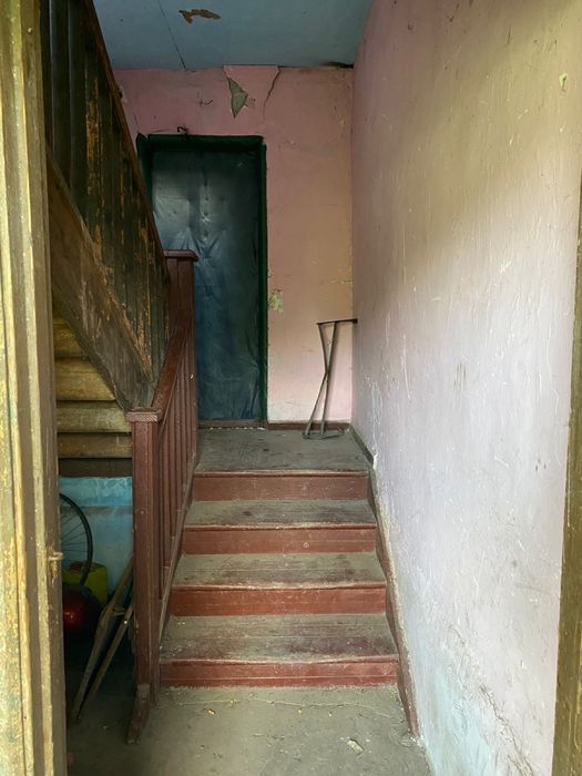 Продам двокімнатну квартиру