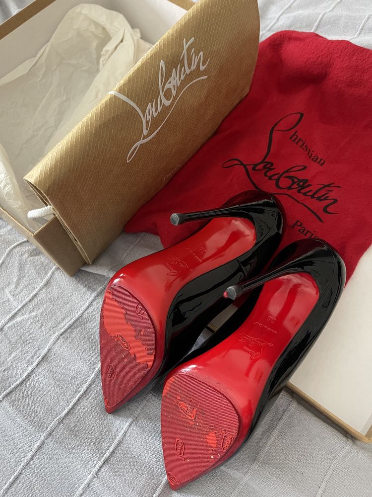 Sapatos alto Louboutin Original