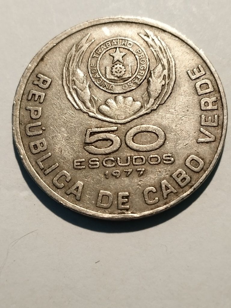 Moeda de 50 Escudos 1977 de Cabo Verde