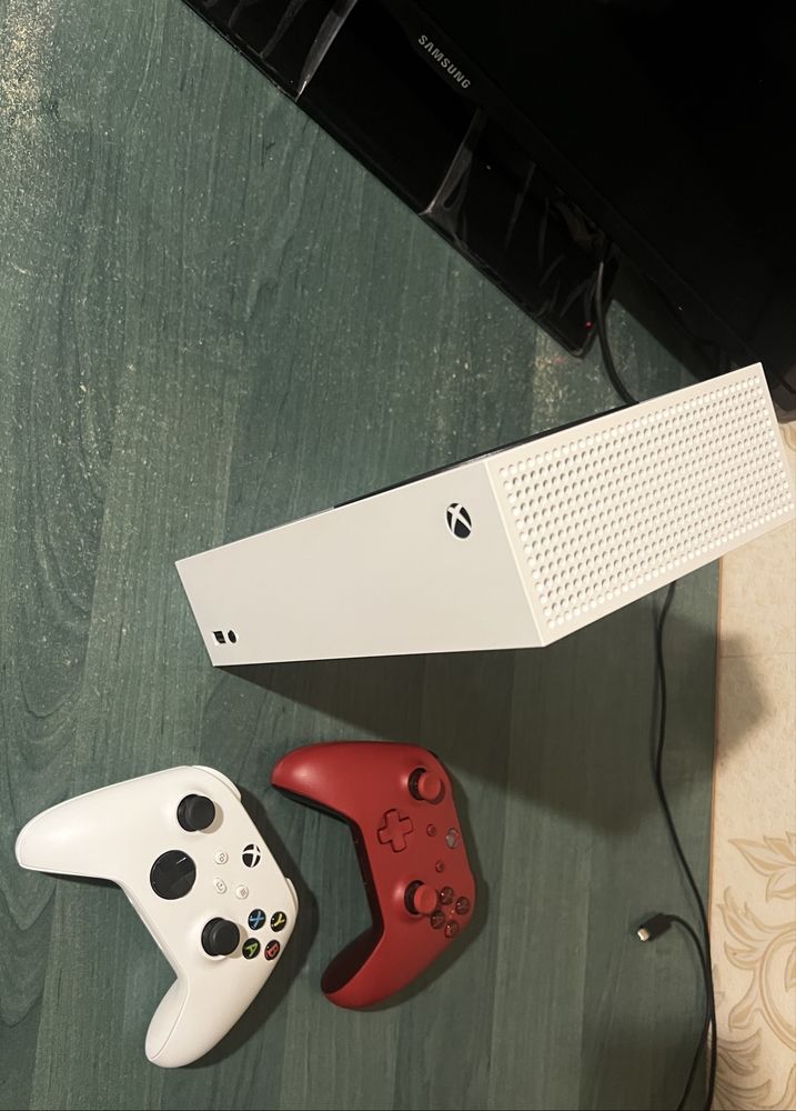 Xbox Series S (2 джостіка)