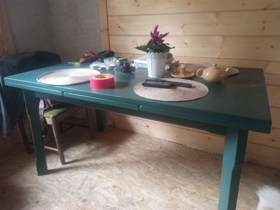 Stół drewniany, rozkładany